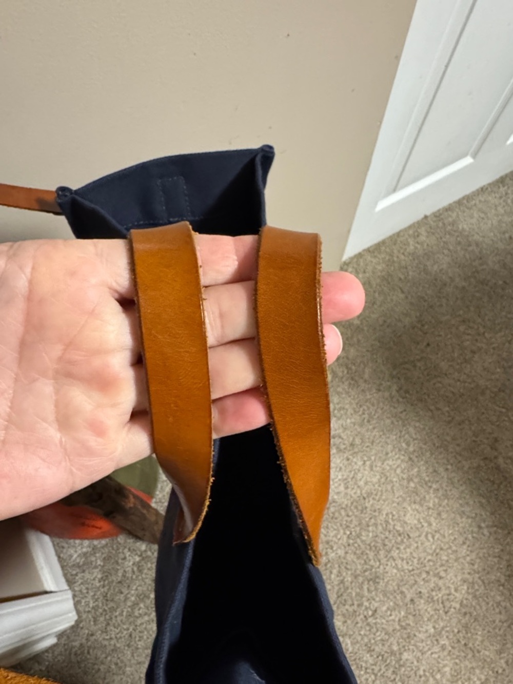 READ—-Parker Thatch Bag - Picture 6 of 12